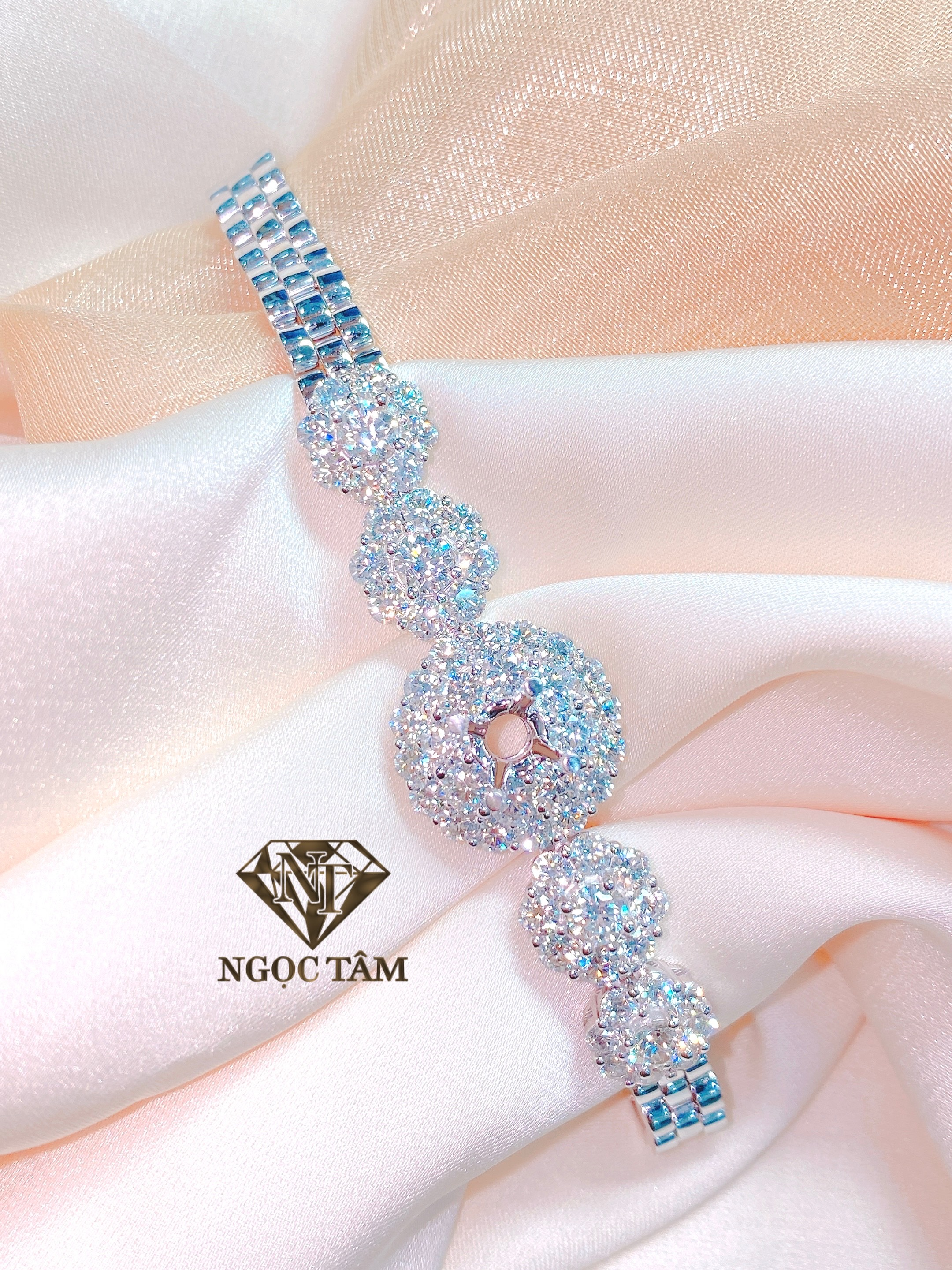 Lắc xoàn một viên chủ - LX00146